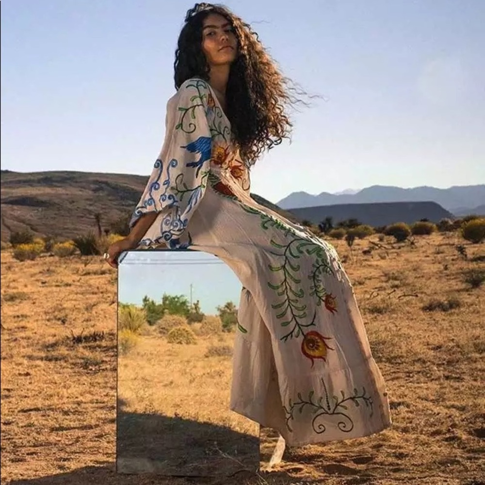 New White Boho Embroidered Hearts Magic Kimono Long Maxi Gown 5 Star⭐️ Favorite - Picture 6 of 16